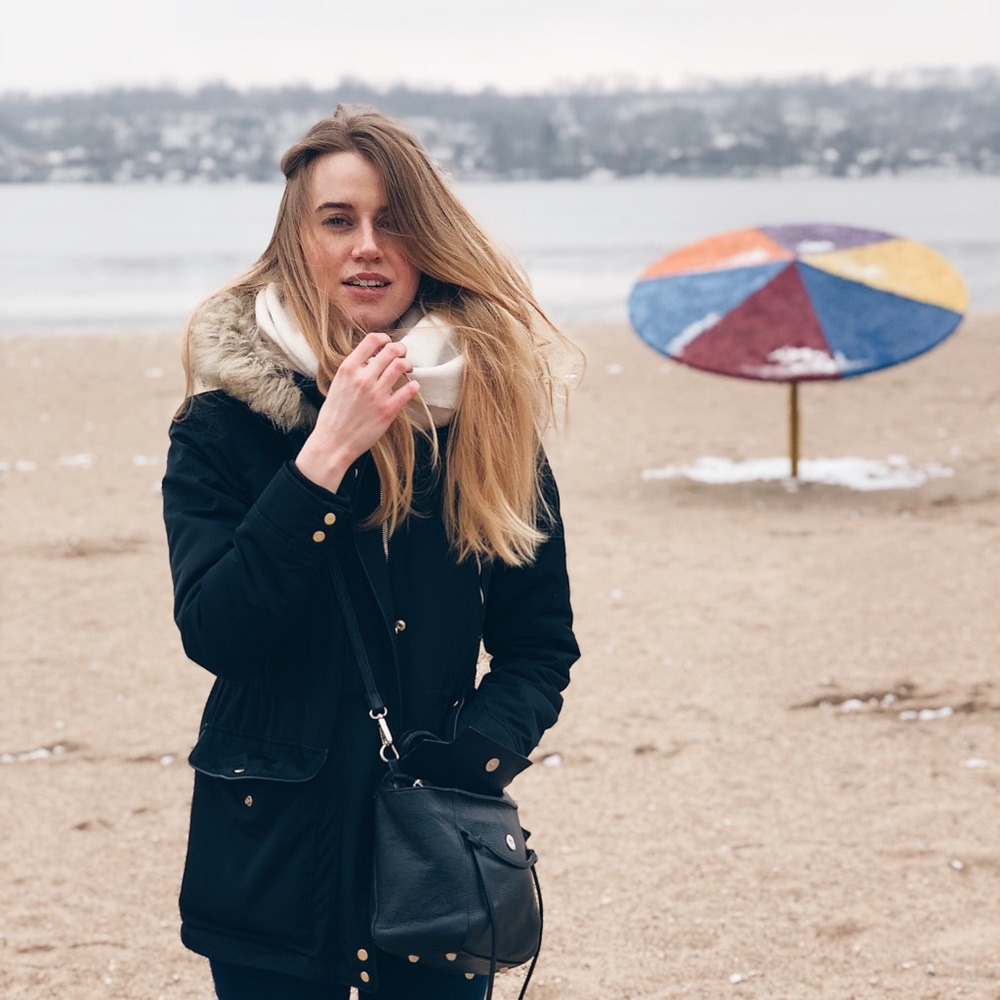 Meet your Posher, Jenny